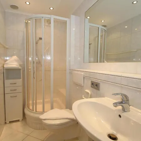 Haus-kaeptn-christiansen-app-46 *